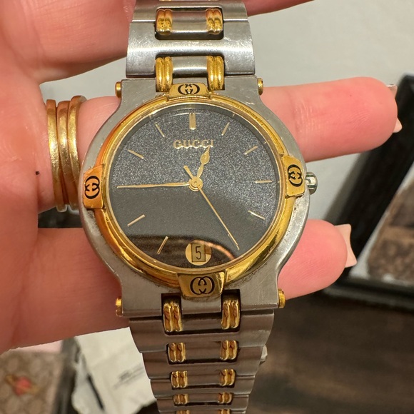 Gucci watch - Picture 2 of 6